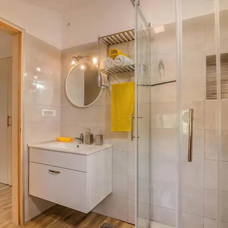 Hébergement de vacances Josie *